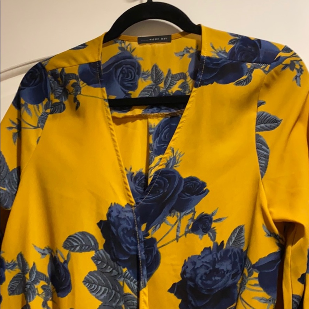 Pretty ladies top